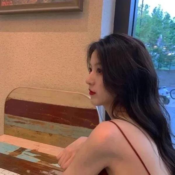 万人迷保姆她才是真千金